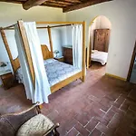Montecorboli 팜스테이